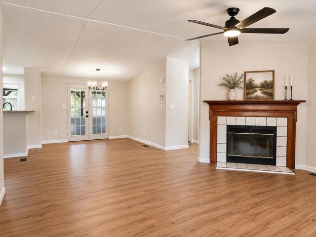 151 N Canyon Drive, Onalaska, TX 77360