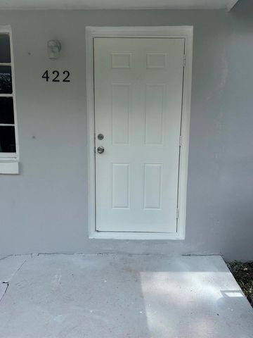 422 Caroline Avenue, West Palm Beach, FL 33413