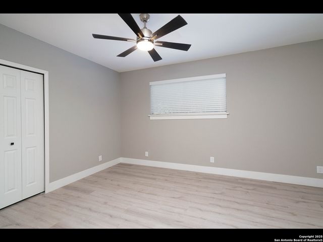 8619 Oak Ledge, San Antonio, TX 78217