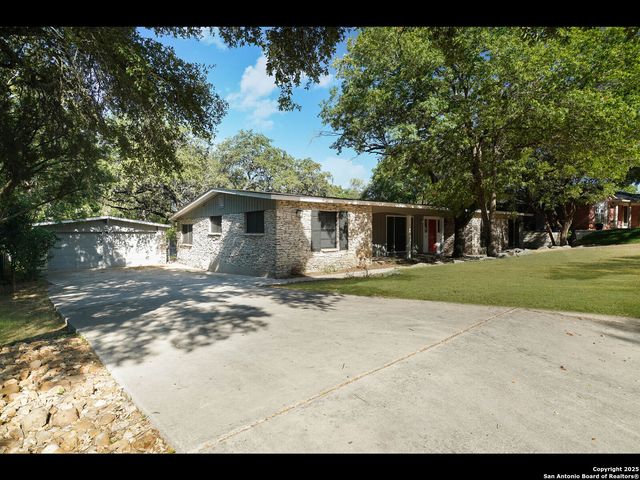 8619 Oak Ledge, San Antonio, TX 78217
