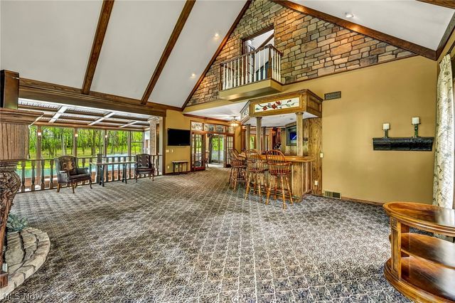 6900 Deerfield Avenue NW, Canal Fulton, OH 44614