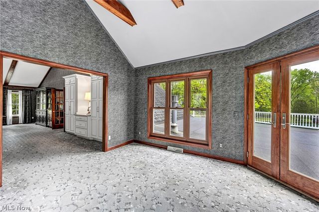 6900 Deerfield Avenue NW, Canal Fulton, OH 44614