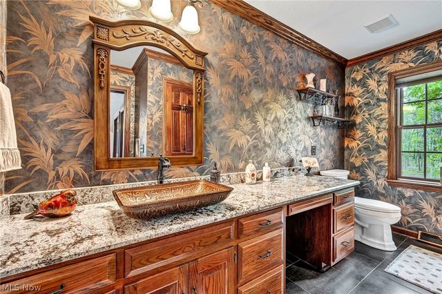 6900 Deerfield Avenue NW, Canal Fulton, OH 44614