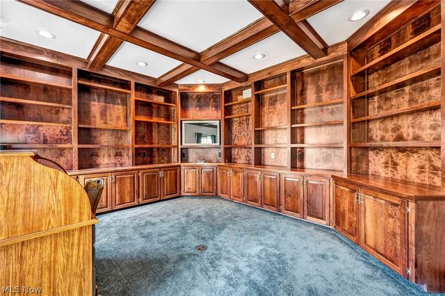 6900 Deerfield Avenue NW, Canal Fulton, OH 44614