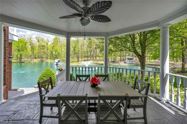 6900 Deerfield Avenue NW, Canal Fulton, OH 44614