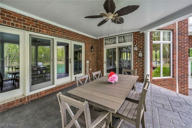 6900 Deerfield Avenue NW, Canal Fulton, OH 44614