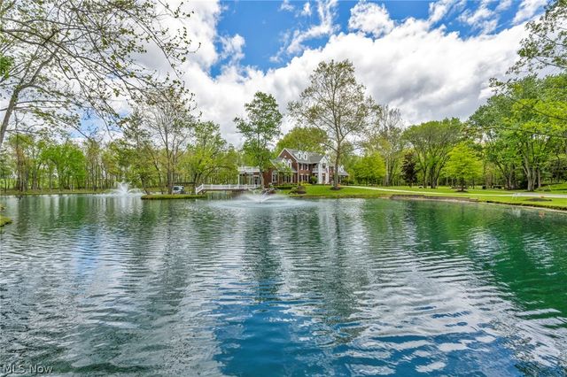 6900 Deerfield Avenue NW, Canal Fulton, OH 44614