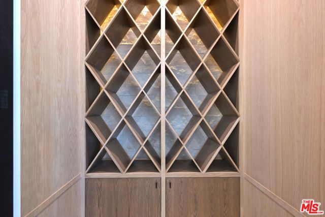 3072 Hollyridge Drive, Los Angeles, CA 90068