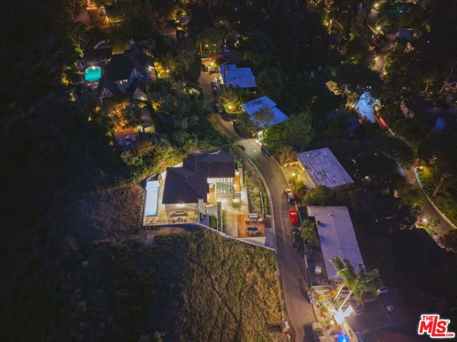 3072 Hollyridge Drive, Los Angeles, CA 90068