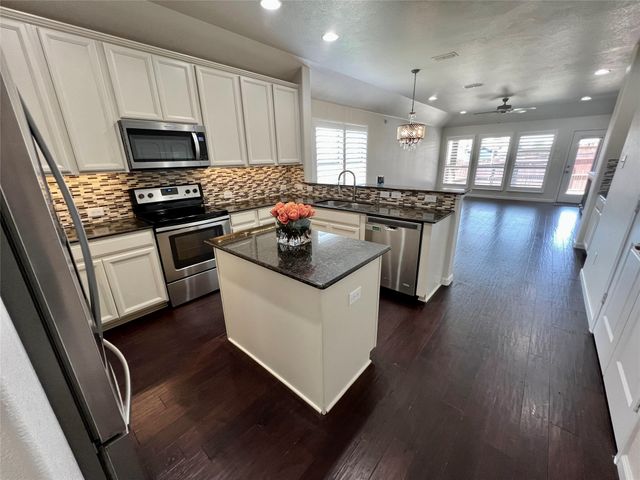 4845 Lazy Oaks Street, Fort Worth, TX 76244