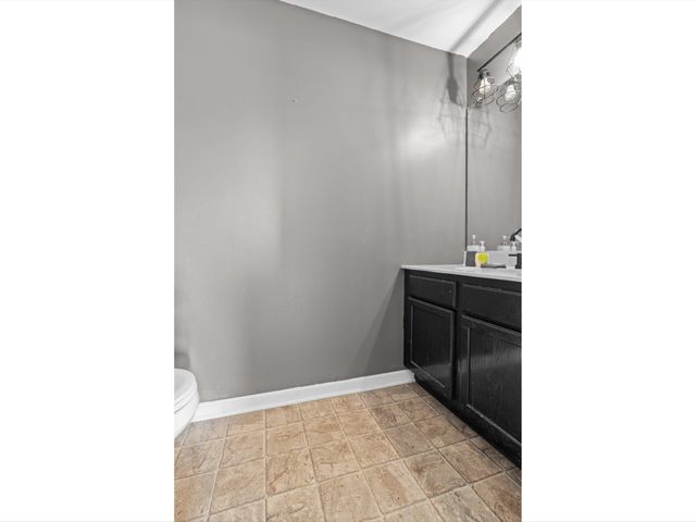 7627 E 112th Avenue, Crown Point, IN 46307