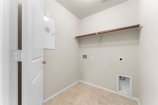 9124 Wayne Street, Cross Roads, TX 76227