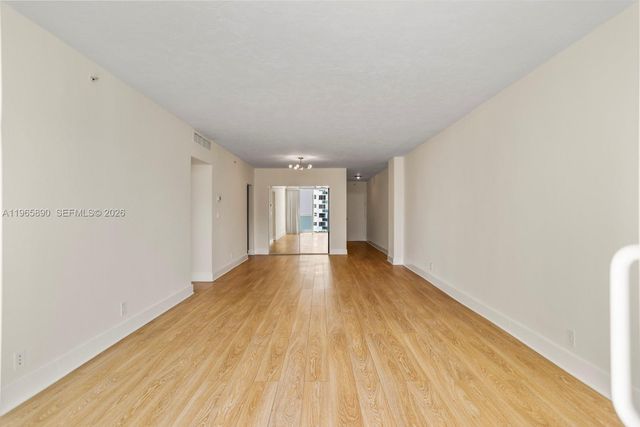 3000 S Ocean Dr 1110, Hollywood, FL 33019