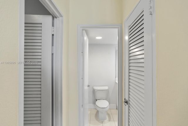 3000 S Ocean Dr 1110, Hollywood, FL 33019