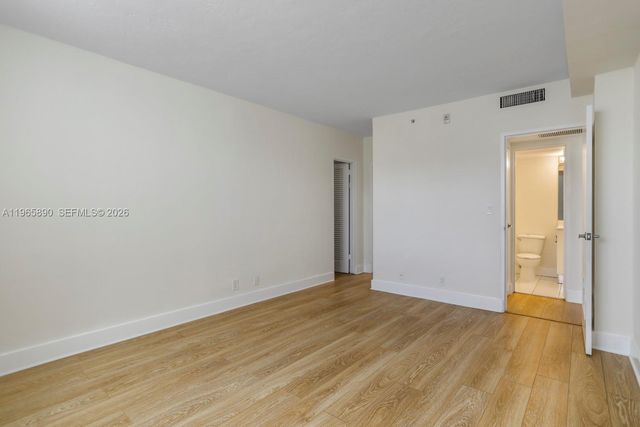 3000 S Ocean Dr 1110, Hollywood, FL 33019