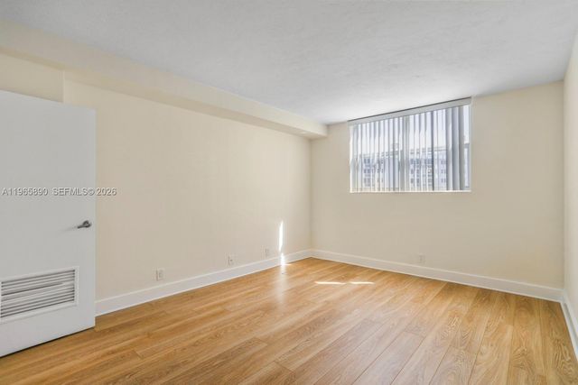 3000 S Ocean Dr 1110, Hollywood, FL 33019