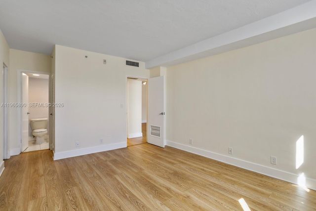 3000 S Ocean Dr 1110, Hollywood, FL 33019