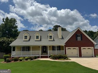 5485 Twin Oak Drive, Douglasville, GA 30135