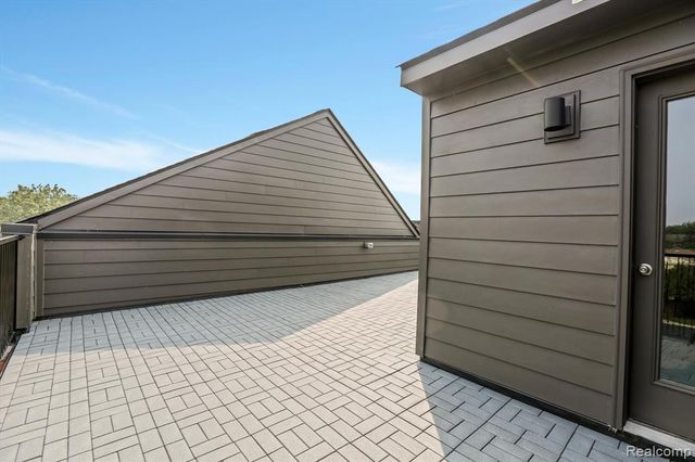 1058 Hampton Circle 74, Detroit, MI 48207