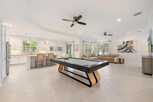 115 Tresana Boulevard 35, Jupiter, FL 33478