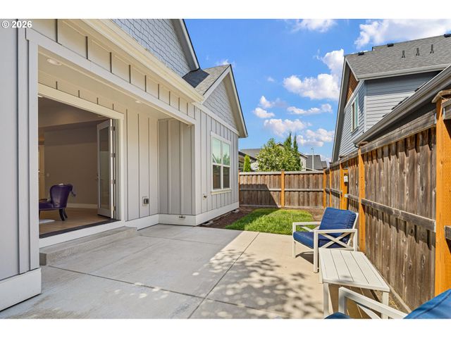 1577 NESTUCCA Ave, Eugene, OR 97408
