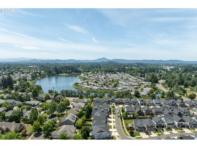 1577 NESTUCCA Ave, Eugene, OR 97408