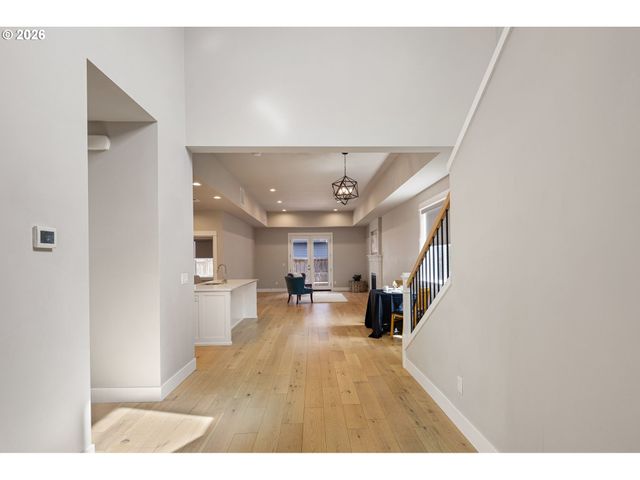 1577 NESTUCCA Ave, Eugene, OR 97408