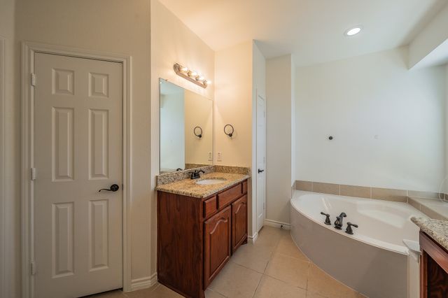800 Oriole Drive, Forney, TX 75126