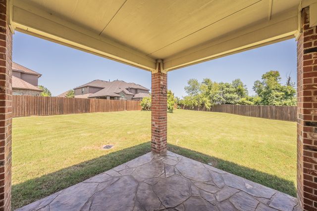 800 Oriole Drive, Forney, TX 75126