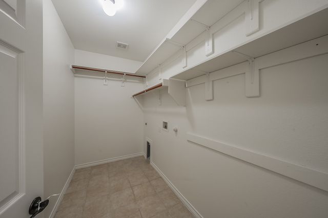 800 Oriole Drive, Forney, TX 75126