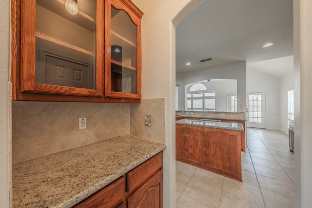 800 Oriole Drive, Forney, TX 75126