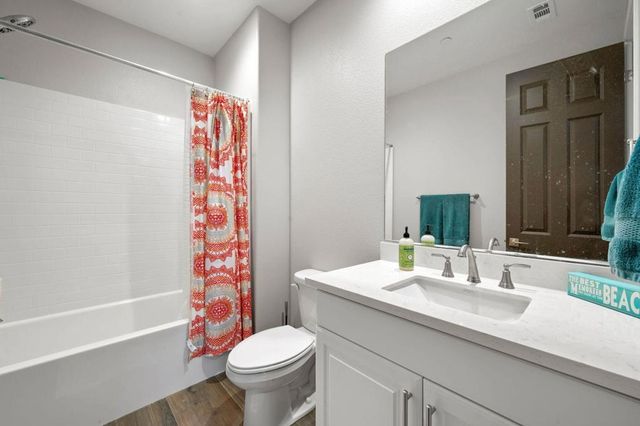 81855 Vida Bella Drive, La Quinta, CA 92253