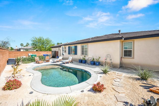 81855 Vida Bella Drive, La Quinta, CA 92253