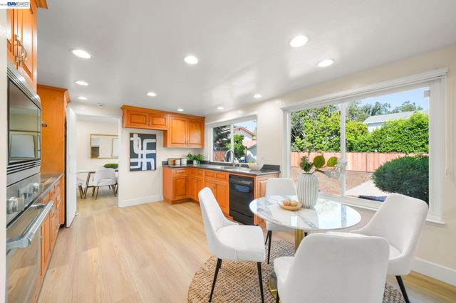 644 Mission Creek Ct, Fremont, CA 94539