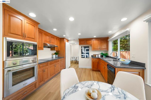 644 Mission Creek Ct, Fremont, CA 94539