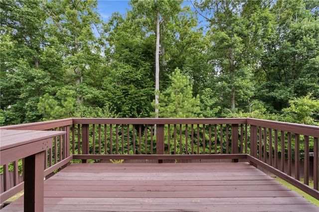 30 Blakely Court, Acworth, GA 30101