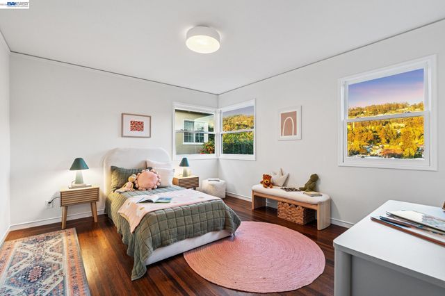 3386 Herrier St, Oakland, CA 94602