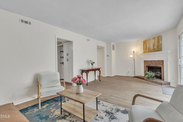 12 Patriot Circle, Durham, NC 27704