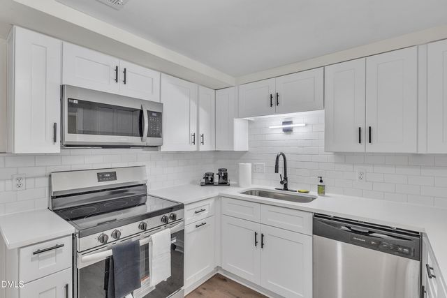 12 Patriot Circle, Durham, NC 27704