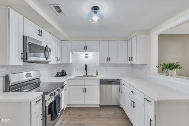 12 Patriot Circle, Durham, NC 27704