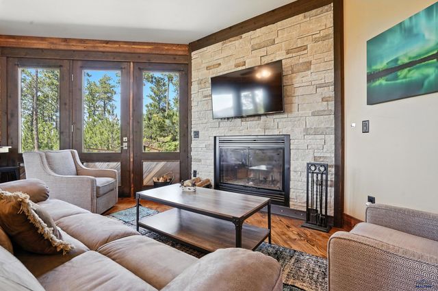 21302 WASP RD, Lead, SD 57754