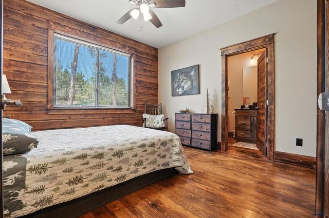 21302 WASP RD, Lead, SD 57754