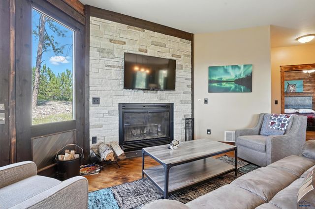 21302 WASP RD, Lead, SD 57754