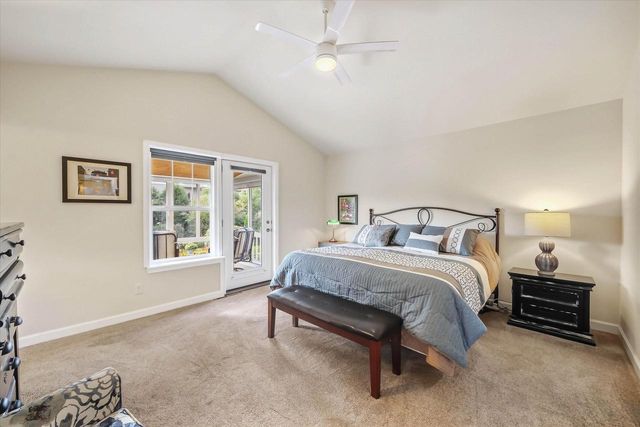 1811 Farm View DRIVE, Grafton, WI 53024