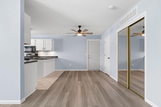 7633 Wedgewood Court N, Maple Grove, MN 55311