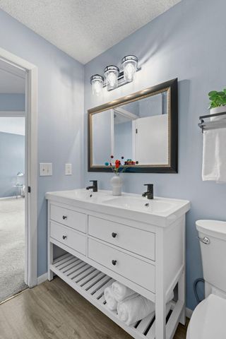 7633 Wedgewood Court N, Maple Grove, MN 55311