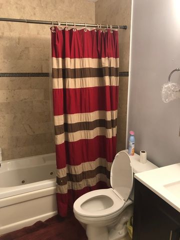 1468 E 69th Street 2, Chicago, IL 60637