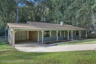 190 Valley Drive, Raymond, MS 39154