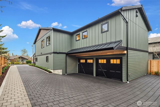 11416 NE 90th Street, Kirkland, WA 98033