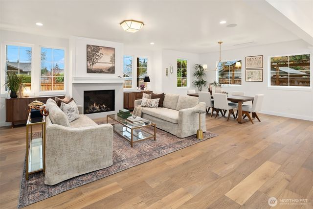 11416 NE 90th Street, Kirkland, WA 98033